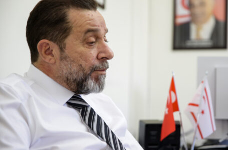 DENKTAŞ: “İÇ BARIŞI SAĞLARSAK, DIŞARIDAN DA YENİDEN SAYGI BEKLEYECEK DURUMDA OLACAĞIZ