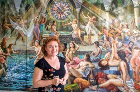 Sanatçı Lidiya Drozdova, Kıbrıs Modern Sanat Müzesi için yağlı boya tekniğiyle Türk Hamamlarını resmetti