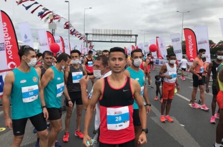 HAKAN TAZEGÜL VODAFONE MARATONUNDA BİRİNCİ OLDU