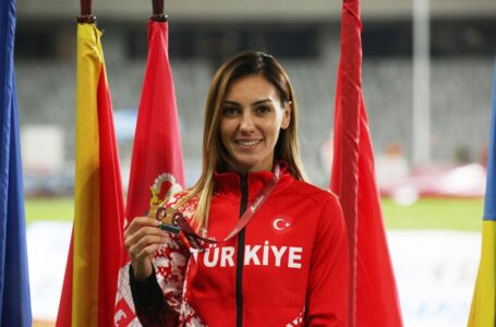 Aydın’dan Romanya’da hem madalya hem rekor