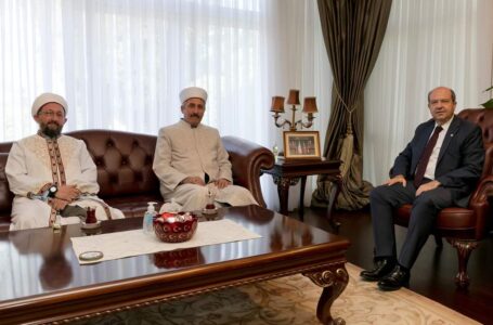 Kıbrıs’taki dini liderlerden, Cumhurbaşkanı Ersin Tatar’a kutlama