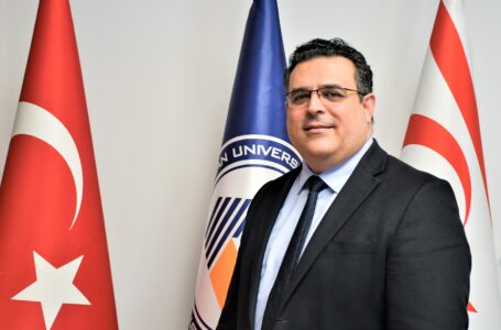 DAÜ REKTÖRÜ PROF. DR. AYKUT HOCANIN’DAN 14 MART TIP BAYRAMI MESAJI