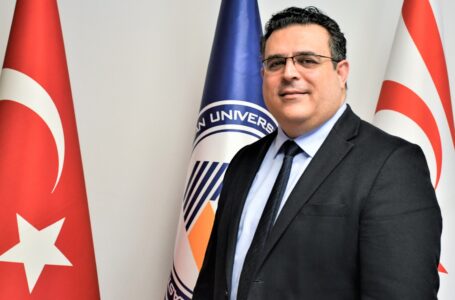 DAÜ REKTÖRÜ PROF. DR. AYKUT HOCANIN’DAN 12 MAYIS DÜNYA HEMŞİRELER GÜNÜ MESAJI