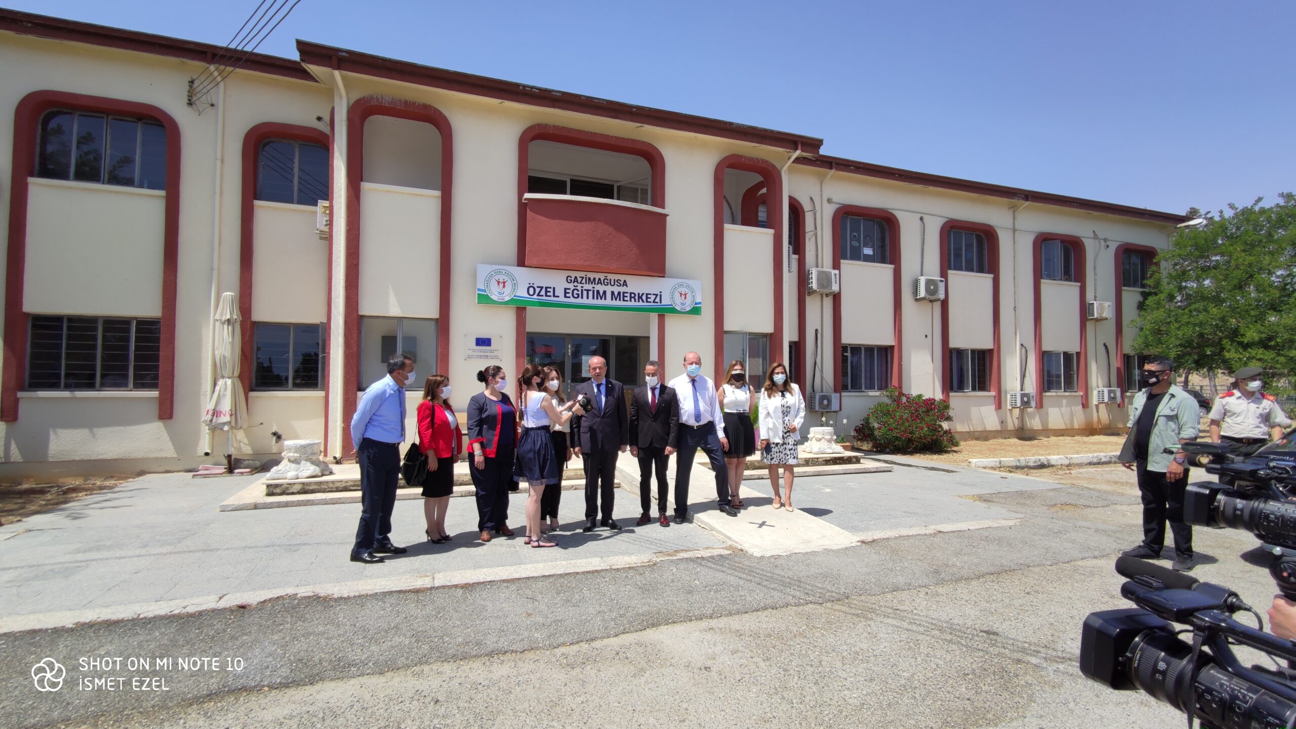 Cumhurbaşkanı Ersin Tatar eşi Sibel Tatar ile birlikte Gazimağusa Özel Eğitim Merkezi’ni ziyaret etti.