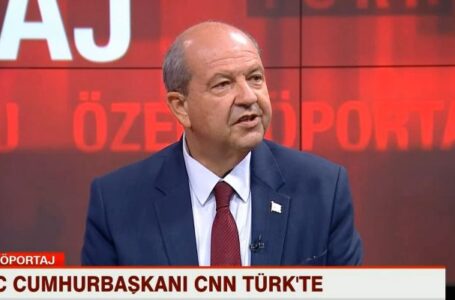 Cumhurbaşkanı Ersin Tatar, CNN Türk canlı yayınına katılarak Kıbrıs sorunu ve Doğu Akdeniz’de yaşanan son gelişmeleri değerlendirerek gündeme dair soruları yanıtladı