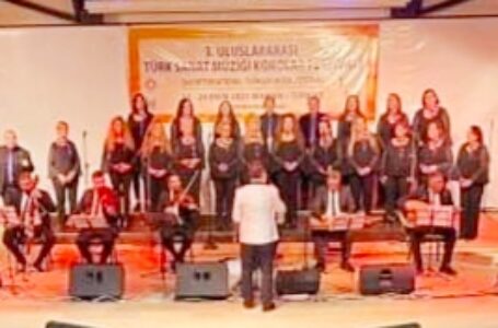 Mormenekşe Çağdaş Kadınlar Derneği Mardin’de gerçekleşen 3.Uluslararası Türk Sanat Müziği Korolar Festivaline KKTC yi temsilen katıldı.