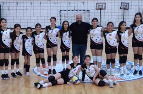 Voleybol karşılaşması ilk okul