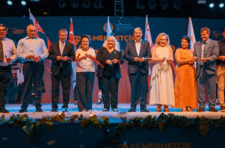 63. MEHMETÇİK ÜZÜM FESTİVALİ GÖRKEMLİ BİR TÖRENLE BAŞLADI!