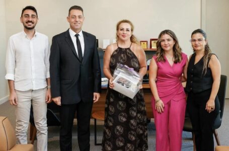 İEZB bayan Tatar ile görüştü