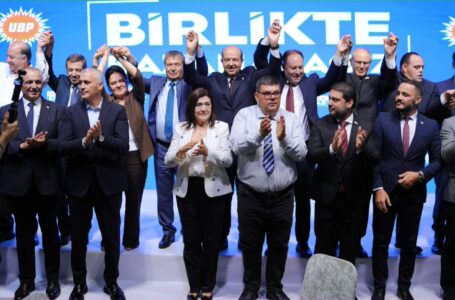 Cumhurbaşkanı Ersin Tatar, Ulusal Birlik Partisi (UBP) örgüt başkanları için düzenlenen yemekte yaptığı konuşmada