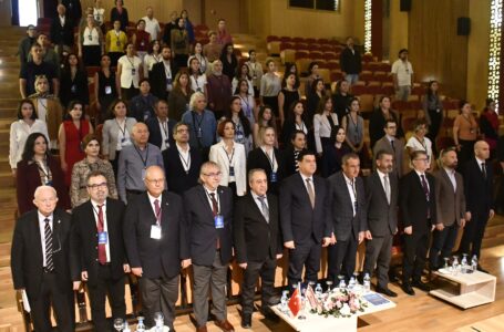 DAÜ, 13. ULUSLARARASI EĞİTİM PROGRAMLARI VE ÖĞRETİM KONGRESİ İLE ALANINDA UZMAN İSİMLERİ BİR ARAYA GETİRDİ