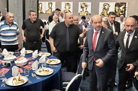 Vatan insiyatifi himayelerinde  iş adamlari Iskele  bolgesi istisare toplantisi #Ersin TATAR