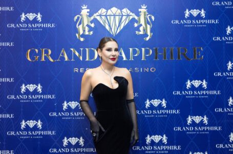 Grand Sapphire’da Funda Arar Rüzgarı