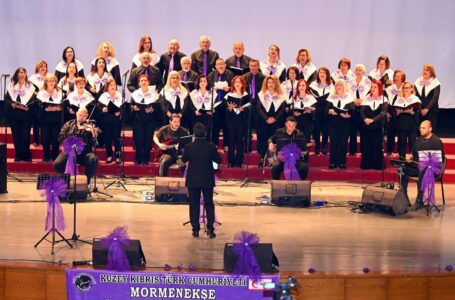 Çağdaşlar Kültür ve Türkü Dedi.