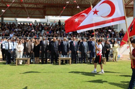 ÇOCUKLAR İSKELE’Yİ ŞENLENDİRDİ ATA’NIN ÇOCUKLARA ARMAĞANI 23 NİSAN, İSKELE’DE COŞKUYLA KUTLANDI
