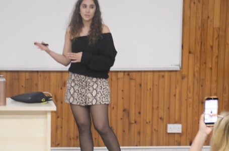 DAÜ FİZİK VE KİMYA BÖLÜMLERİ KİMYAGERLER GÜNÜ’NÜ ANLAMLI ETKİNLİKLE KUTLADI