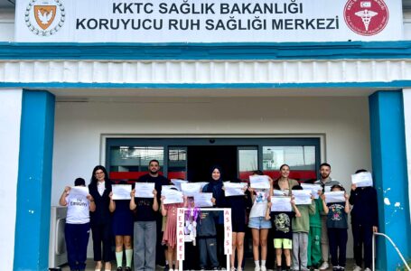 KKTC Sağlık Bakanlığı Koruyucu Ruh Sağlığı Merkezi’nde düzenlenen “Arkadaşlık Kazanır: Akran Nezaketi Çalışması
