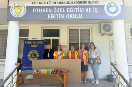 Mağusa Kale Lions Kulübü , Başkan Ln. Şerif Debreli ve kulüp üyeleri ile birlikte Ötüken Özel Eğitim ve İş Eğitim Okulu’nu ziyaret etti