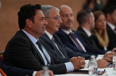 UBP Genel Başkanı,  Başbakan Ünal Üstel, 6 Aralık 2026 Milletvekilliği Erken Genel Seçimi öncesinde partisinin 50 milletvekili adayıyla seçim kampanyası istişare toplantısında bir araya geldi…